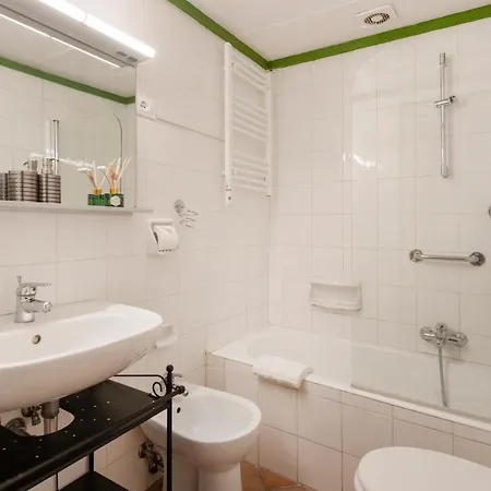 Trastevere 53 * Рим